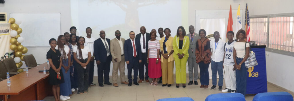 Visit of the Ambassador of Pakistan